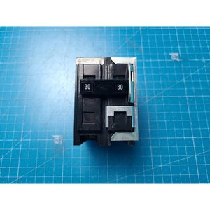 Interruptor de Circuito de 2 Polos Atornillable CUTLER-HAMMER BAB2030HT, Usado, Piezas de Equipos Semiconductores Legacy - Product Image 3