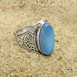 Anillos Vintage de Plata de Ley 925 con Corte Ovalado y Calcedonia Natural, Joyería Boho Fina Más Vendida - Product Image 1