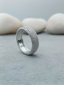 Anillo de Compromiso de Moissanita de Calidad Premium para Boda, Elegante Corte Redondo, Simulador de Diamante, Joyería Nupcial Disponible para la Venta - Product Image 4