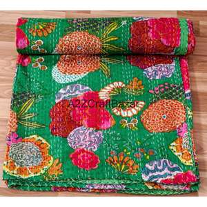 Manta Acolchada Reversible Hecha a Mano, Vintage, de Algodón Orgánico Kantha, Ecológica, para Uso en Todas las Estaciones, de Rajasthan - Product Image 3