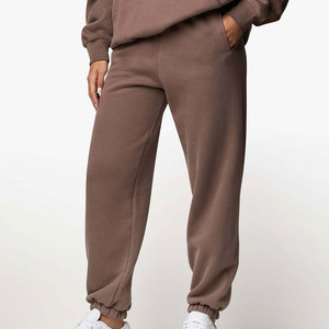 Ensemble de survêtement deux pièces pour femme, en tissu doux et confortable, idéal pour la gym, le fitness, les activités de plein air et l'usage quotidien. - Product Image 5