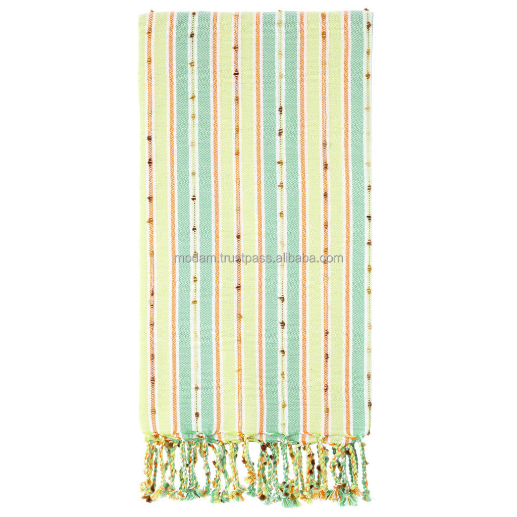 สีเขียว