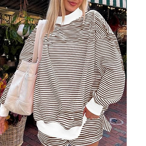 Sudadera de cuello alto con hombros caídos, de forro polar, extragrande, de alta calidad y personalizada para mujer - Product Image 4