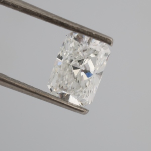 Diamant de laboratoire RADIANT de 0,55 ct, couleur D, clarté VVS1, diamant poli HPHT, approuvé IGI, élégant pour la fabrication de bagues, B2B - Product Image 1