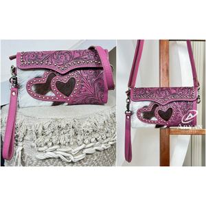 Pochette bandoulière en cuir de vachette artisanal de qualité supérieure, style bohème durable avec fermeture à bouton-pression, mini sac tendance pour usage quotidien - Product Image 1