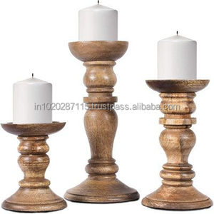 Porte-bougie en bois artistique avec des sculptures florales complexes, parfait pour la décoration festive, l'inauguration de maison traditionnelle ou comme cadeau - Product Image 2