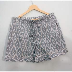 Conjuntos de Pijamas Cortos de Verano Elegantes y Cómodos para Mujeres y Adolescentes, Transpirables, de Algodón, Corte Holgado, Diseños y Logotipos Personalizables - Product Image 3