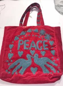 Bolso Tote de Terciopelo Bordado a Mano Personalizado al por Mayor, Diseño Amor y Paz, Aplique Rosa, Bolso de Hombro Casual para Mujer - Product Image 2