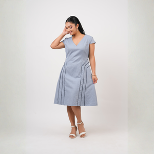 Vestido corto informal de manga corta de sarga para mujer, hecho en Sri Lanka - Product Image 2
