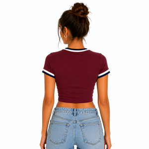 Camiseta Deportiva Premium de Manga Corta con Bloques de Color, Corte Ajustado, Transpirable, Cuello Redondo, Logotipo en Contraste, Estilo Retro - Product Image 2