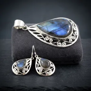 925 Sterling Silver Labradorite Jewelry Set Pendant Earrings Blue Flash Gemstone Intricate Filigree Setting Women's Wear - Product Image 3