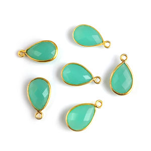 Aqua Calcedonia Bisel Colgante 12x9mm Forma de pera Oro Vermeil 925 Plata de ley Hecho a mano Encantos de plata esterlina Chapado en rodio - Product Image 1