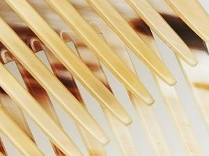 Peigne à cheveux en corne de vache fait main, forme naturelle, poli, durable, moderne, écologique, cadeaux pour la maison et le bureau, MN EXPORTS - Product Image 4