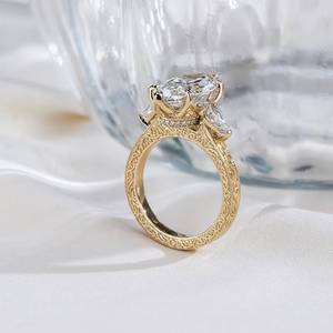 แหวนเพชรทรงมาร์คีส์ทอง 14K ประดับเพชรทรงทริลเลียนด้านข้าง เครื่องประดับหมั้นสำหรับผู้หญิงแบบคลาสสิก - Product Image 3