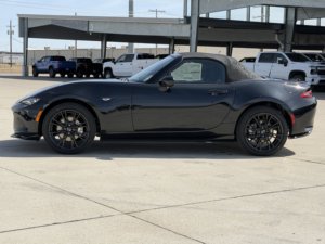 Mazda MX-5 2026 Miata Club RWD Convertible de Lujo Premium - Product Image 3