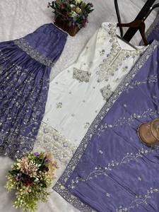 Accesorios de Vestimenta, Accesorios Étnicos, Indios, Pakistaníes, Presentando Nuevos Salwar Kameez Pakistaníes Listos para Usar para Mujer, Modernos - Product Image 5