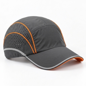 Casquettes de course personnalisées alliant une construction respirante, des couleurs modernes et une finition durable pour les équipes sportives, à des fins promotionnelles. - Product Image 5