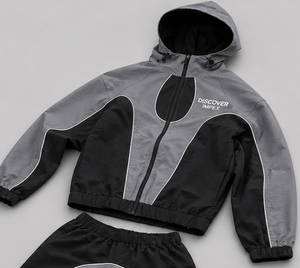 Ensemble veste et pantalon de sport léger à capuche avec cordon de serrage, coupe-vent d'extérieur en polyester/nylon, style patchwork personnalisé pour la randonnée - Product Image 2