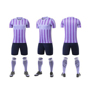 Ensemble d'uniformes d'entraînement de football, maillot et short de football, vêtements de sport respirants, matière à séchage rapide, tenue d'équipe pour l'entraînement - Product Image 1