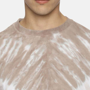 เสื้อยืดสตรีทแวร์ลำลอง ผ้าฝ้าย 100% ลายมัดย้อม ผ้าฟลีซกันเป็นขุย คุณภาพพรีเมียม ทรงไหล่ตก ใส่ได้ทั้งชายและหญิง - Product Image 5