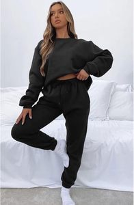 Ensemble de survêtement à capuche oversize pour femme en polaire premium, ensemble athleisure pour femme - Product Image 5