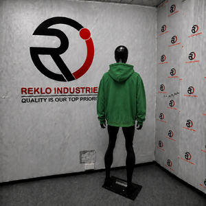Sudadera con capucha verde extragrande con cremallera completa, estampado de estrellas rojas y borde desgastado, estilo streetwear unisex de ajuste holgado - Product Image 4