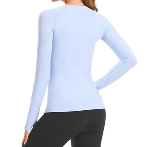 Haut de yoga pour femme de qualité supérieure, bleu clair, manches longues, col rond, couleur unie, respirant, vêtement de sport, coupe régulière, longueur complète - Product Image 1