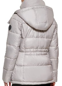Veste matelassée pour homme de haute qualité, légère, en polyester, coupe-vent, fermeture éclair décontractée, coupe régulière, pour l'automne - Product Image 4