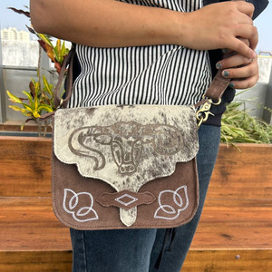 2024 plus récent Laser gravure peau de vache sacs à bandoulière pour femmes Western tendance mode daim cuir luxe concepteur sacs à main - Product Image 2