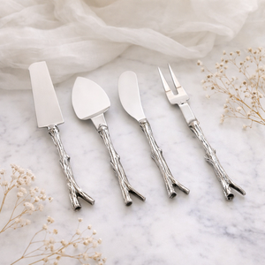 Juego de cuchillos para queso de metal moderno con hoja de acero inoxidable para servir con estilo en tablas de charcutería, accesorios gourmet hechos a mano para queso. - Product Image 1