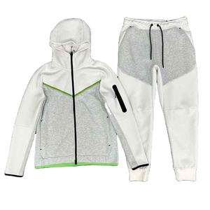 Survêtement de jogging technique personnalisé avec logo, coupe ajustée pour homme, 100% coton, décontracté pour l'automne - Product Image 3