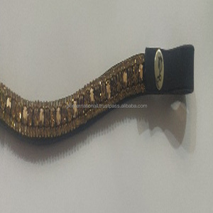 NUEVA LLEGADA: Banda para la Cabeza Hecha a Mano de 18 mm con Cadena de Cristal Personalizada y Botón de Presión Ajustable - Product Image 3