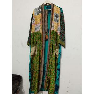 Kimono de Seda Hecho a Mano de Primera Calidad, Estilo Vintage con Parches, Talla Única, Ropa de Dormir para Mujer - Product Image 6