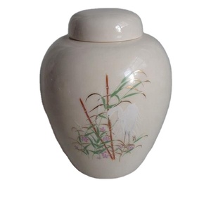 Urna Toscana golpeada a mano india, tarro para cenizas con acento en el hogar de la mejor calidad, nuevo diseño, decoración suave moderna avanzada, urna para sala de estar - Product Image 1