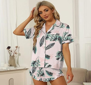 Ensemble de pyjama en satin pour femme, manches courtes, short imprimé vert, élégant, taille élastique, col rabattu, taille mi-haute, séchage rapide - Product Image 5