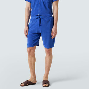 Shorts en polaire pour hommes, couleur unie, prix d'usine pour les acheteurs en gros, qualité supérieure, avec cordon de serrage et poches, avec logo. - Product Image 3