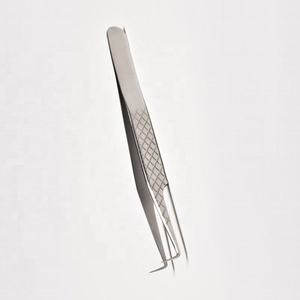 Pinzas para Extensión de Pestañas DANTRIC IMPLANTS, Tipo L, de Acero Inoxidable, Duraderas, 90 Grados, Volumen Ruso, Acabado Mate, 10 mm - Product Image 3