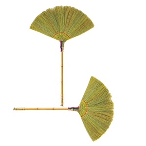 Balai en fibres de coco classique avec manche en plastique et fil de fer, poils naturels non tressés, taille moyenne, durable et écologique - Product Image 1