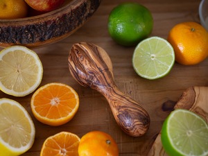Wooden Manual Lemon Reamer Juicer Dishwasher Safe <b>Kitchen</b> <b>Accessory</b> - Product Image 5