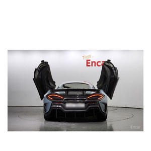 McLaren 600LT 3.8 Coupé, avril 2019, 10 005 km, conduite à gauche, boîte de vitesses automatique - Product Image 4