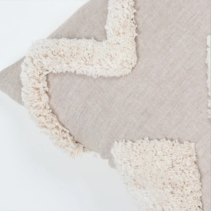 Funda de Cojín Cuadrada con Borde, Texturizada y Hecha a Mano, Estilo Boho, en Beige y Rosa, para Decoración del Hogar - Product Image 2