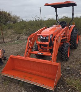 Oferta Especial: Nuevo Tractor de Ruedas L3902 de 35HP 2WD con Motor Diésel y Cargador Frontal/Trasero a Precio de Fábrica - Product Image 3