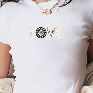Camiseta Corta de Moda para Mujer LOVE Y2K, Ajustada, con Estampado de Dardos - Product Image 3