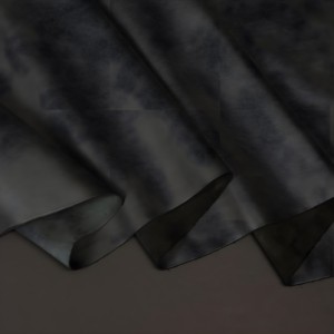 Cuir de vachette véritable noir classique, finition cire dure, idéal pour la confection de chaussures de créateur, bottes de travail, portefeuilles pour hommes et articles artisanaux. - Product Image 1