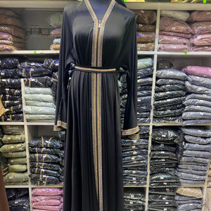 Abaya Musulmana Tradicional de Manga Larga con Cuentas y Lentejuelas, Estilo Dubai, Hecha a Mano, para Bodas, Transpirable, con Cuello en V, Venta al Por Mayor - Product Image 1