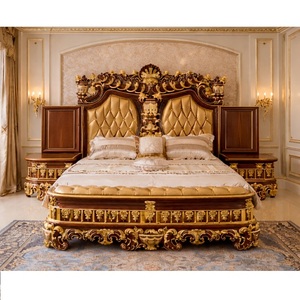 Ensemble de lit de luxe de style persan avec feuilles dorées sculptées, lit capitonné blanc baroque de luxe avec tables de chevet, acheter des meubles de chambre à coucher en ligne au Royaume-Uni - Product Image 6