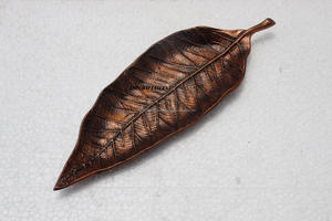 Plateau de service en aluminium artisanal moderne en cuivre de haute qualité pour la décoration de la maison et les mariages - Product Image 2