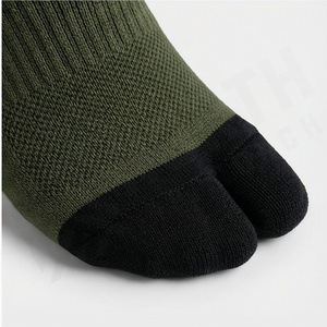Crew <b>Socks</b> Olive Green Solid Knitted Breathable <b>Polyester</b> Spandex Running Athletic Support Adult Autumn Regular Style - Product Image 6
