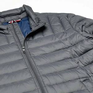 Chaqueta de Invierno para Hombre, Acolchada, Impermeable, Cuello Alto, con Capucha, de Alta Calidad, Suministro Directo de Fábrica - Product Image 4