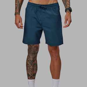 Shorts décontractés pour hommes en polyester tissé 100 % bleu marine à séchage rapide, taille mi-haute avec cordon de serrage – Shorts personnalisés pour hommes, vente en gros - Product Image 1